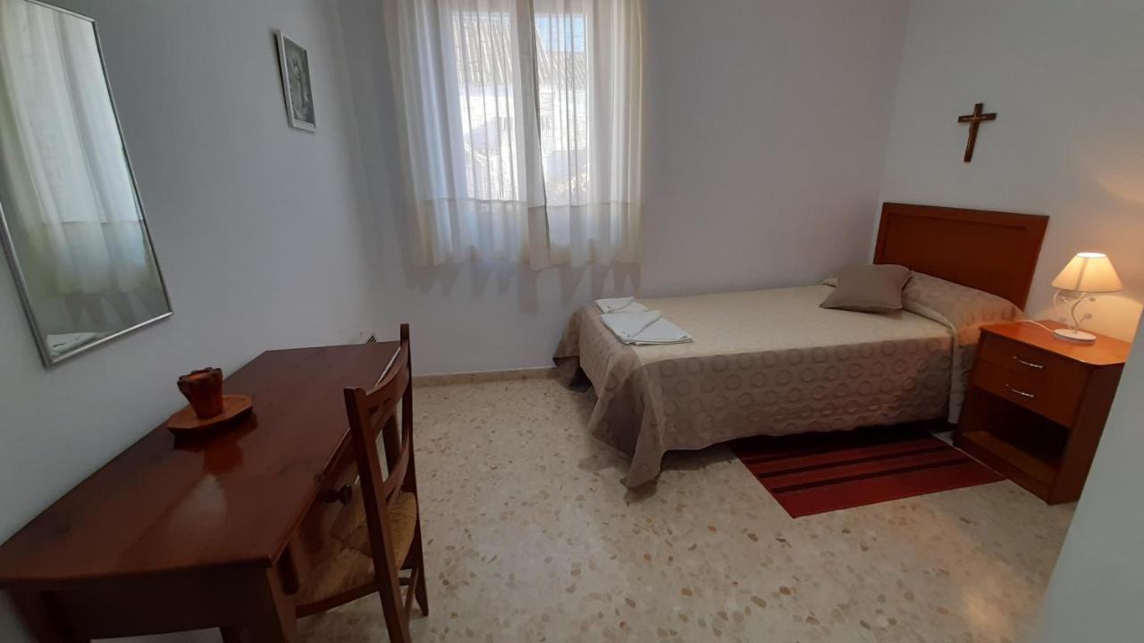 Hotel Convento Madre De Dios De Carmona Zewnętrze zdjęcie
